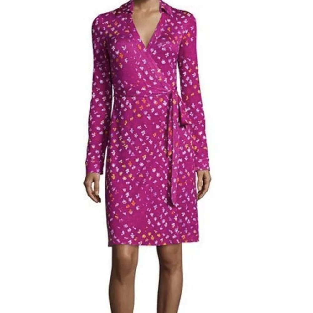 Diane von Furstenberg, Size 8, "The Wrap," dress.